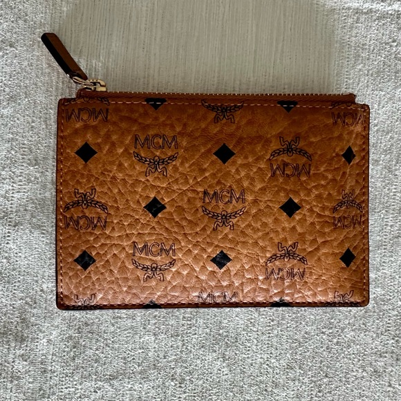 MCM Visetos Key Pouch - Picture 3 of 11
